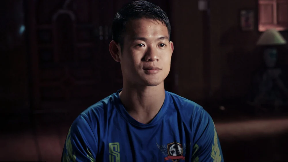 13 người sống sót: Cuộc giải cứu trong hang ở Thái Lan - The Trapped 13: How We Survived The Thai Cave (2022) 13 người sống sót: Cuộc giải cứu trong hang ở Thái Lan - The Trapped 13: How We Survived The Thai Cave (2022)