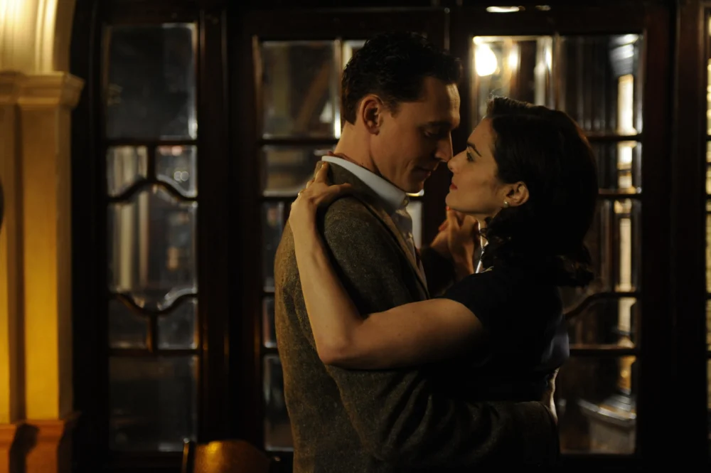 Dục Vọng Đàn Bà - The Deep Blue Sea (2011) Dục Vọng Đàn Bà - The Deep Blue Sea (2011)